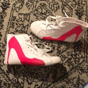 Be&D Canvas Hightop’s